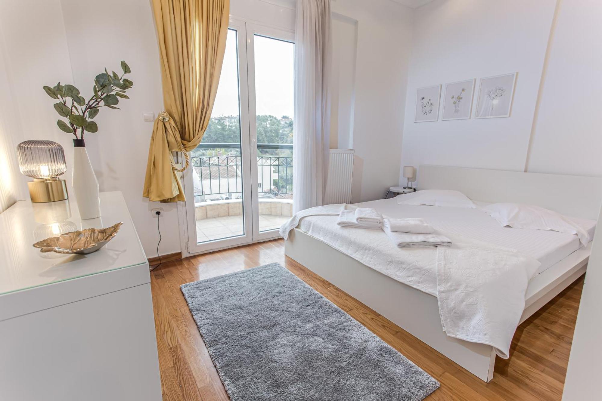 Celestial Garden-Thessaloniki'S Modern, Eclectic Penthouse With An Amazing View And Veranda Eksteriør billede