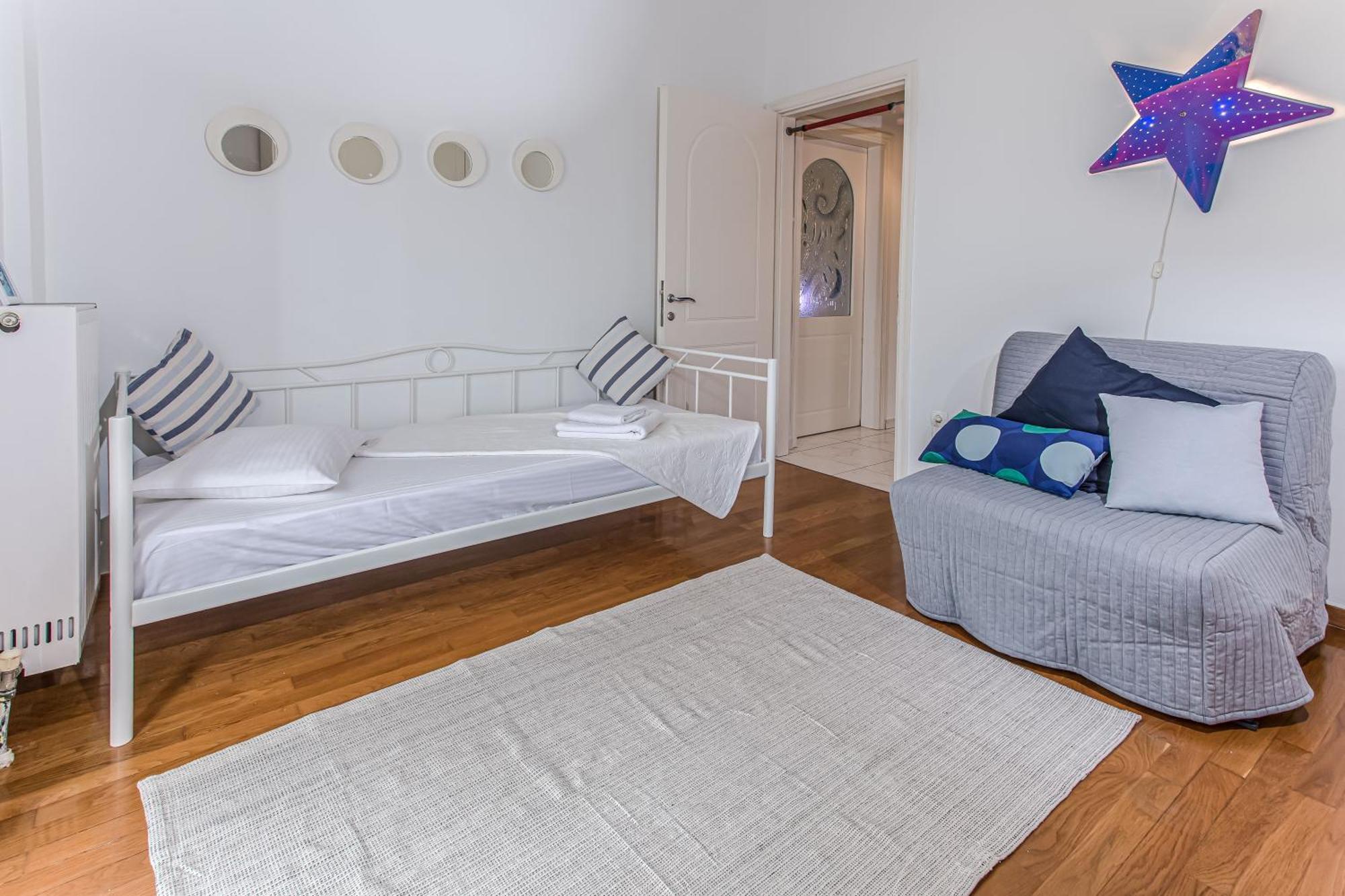Celestial Garden-Thessaloniki'S Modern, Eclectic Penthouse With An Amazing View And Veranda Eksteriør billede